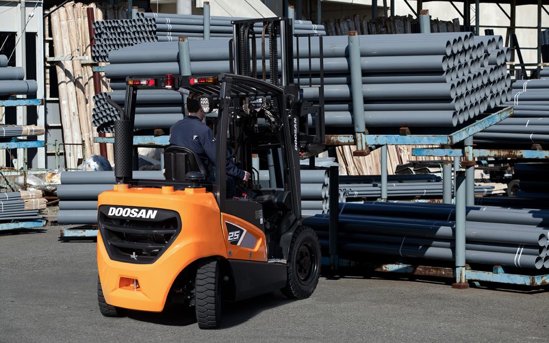 Doosan expands Euro Stage V compliant 9-Series forklifts with 2.0 – 3.5t capacity models